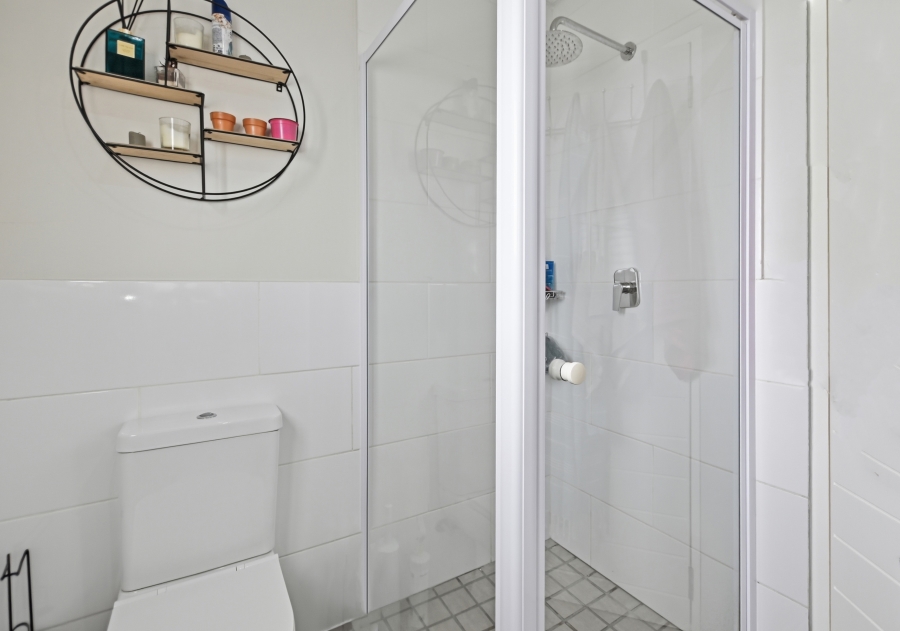 4 Bedroom Property for Sale in Sunningdale Western Cape